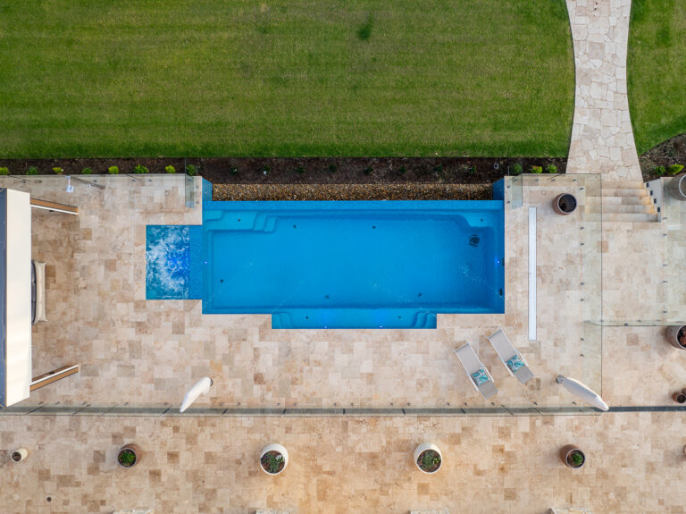 Vogue with X-Trainer Spa & Negative Edge